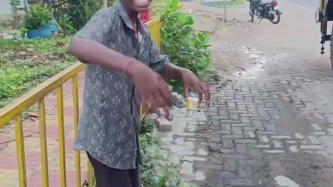 ⁣Akhir mil he gai full video 😂😂