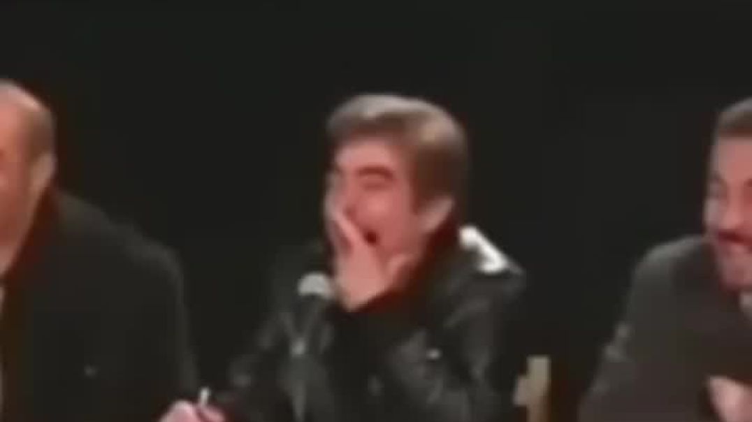 Kya_baat_kar_rahe_ho_pandit_ji_😂😂