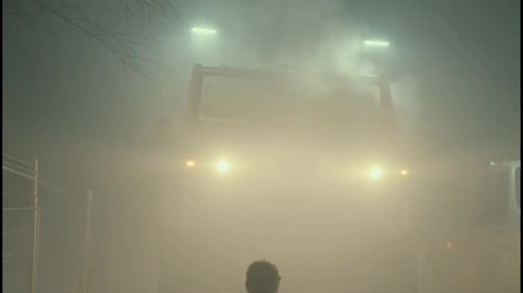 ⁣1975 ki ek Raat 🎧🎧😌