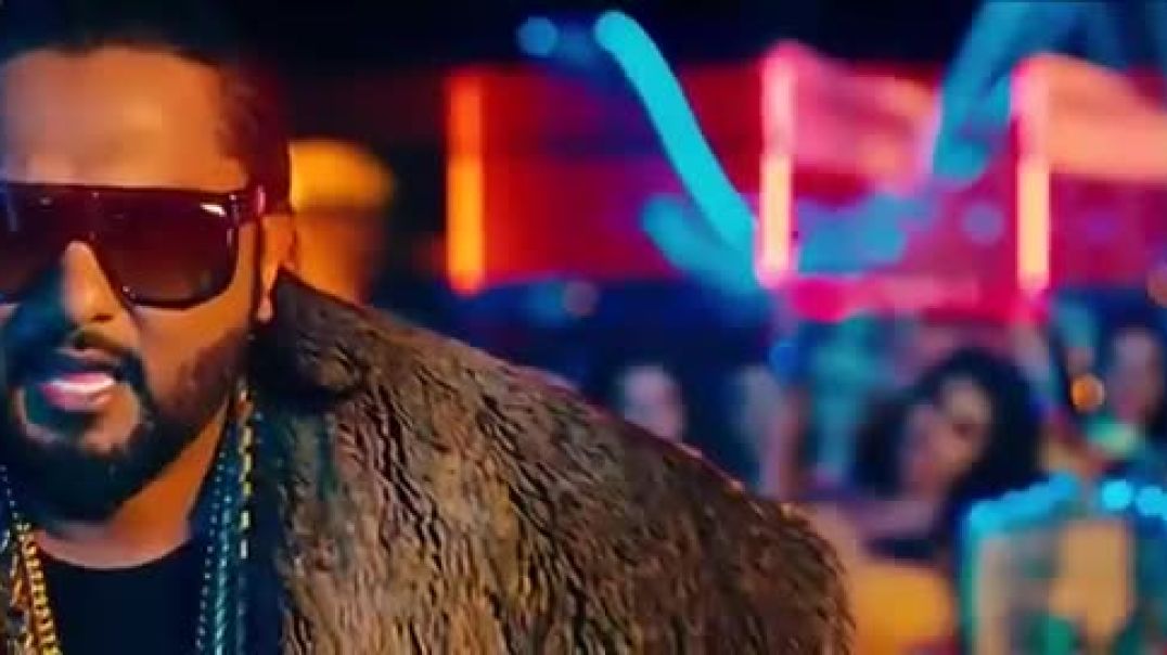 ⁣LADKI_DEEWANI__Official_Video____Yo_Yo_Honey_Singh_x_Desi_Girls___ONE_HINDI_MUSIC_HITS_2025(360p)