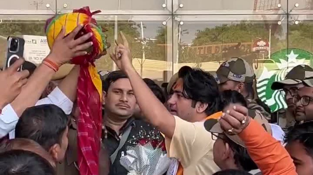 ⁣कथावाचक इंद्रेश उपाध्याय के शादी पर सभी संतो ने खूब किया डांस!