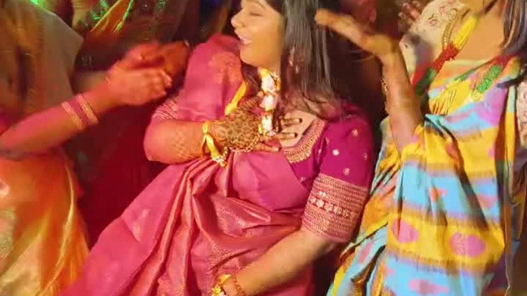 ⁣Monu verma ke dhar par 💍 wedding anniversary