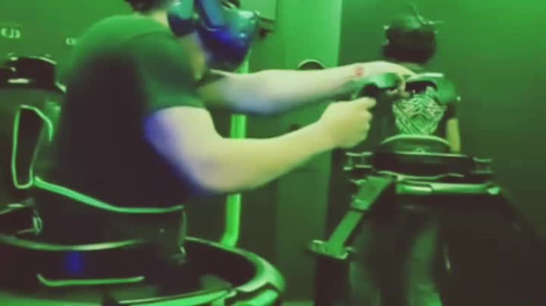 ⁣VR Made Me Scream Like a Kid 🤣 Must Watch Reaction