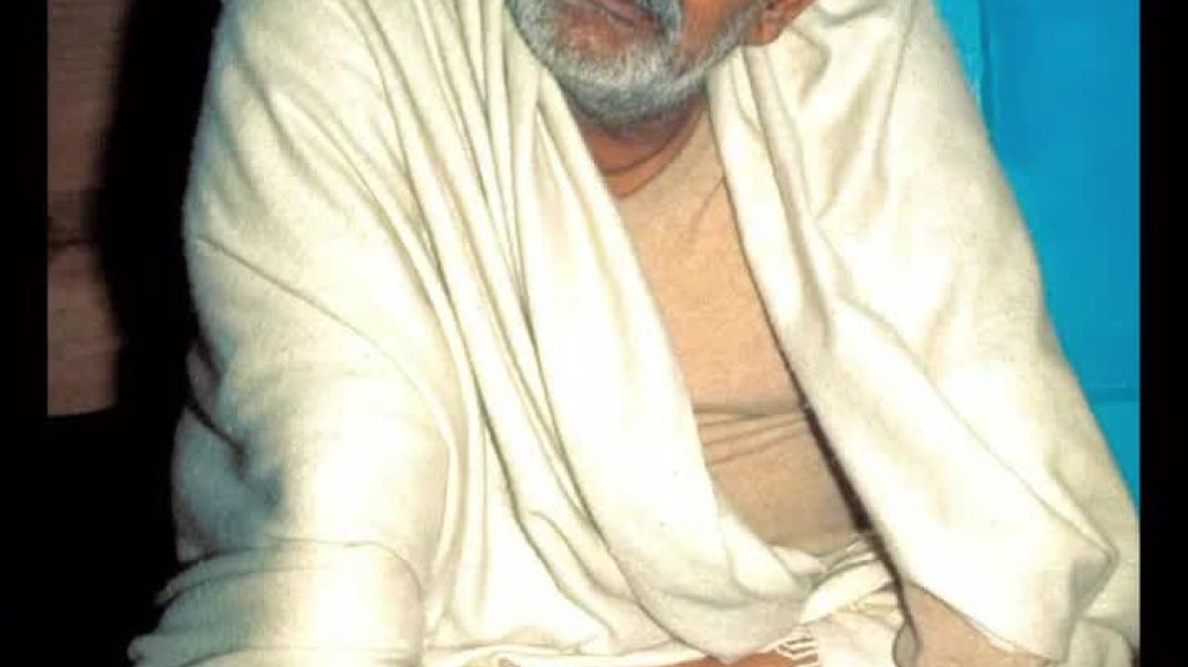 🌼चरण_पादुका_सेवा🌼_#नीमकरौरीधामइंदौर_#neemkarolimaharajji_#neemkarolibabaashramtaos_#neemkarolibaba❤️