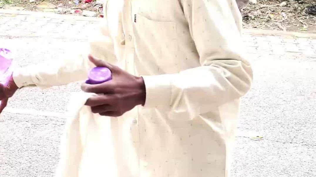 Bhai ne botal dekar bekar kiya