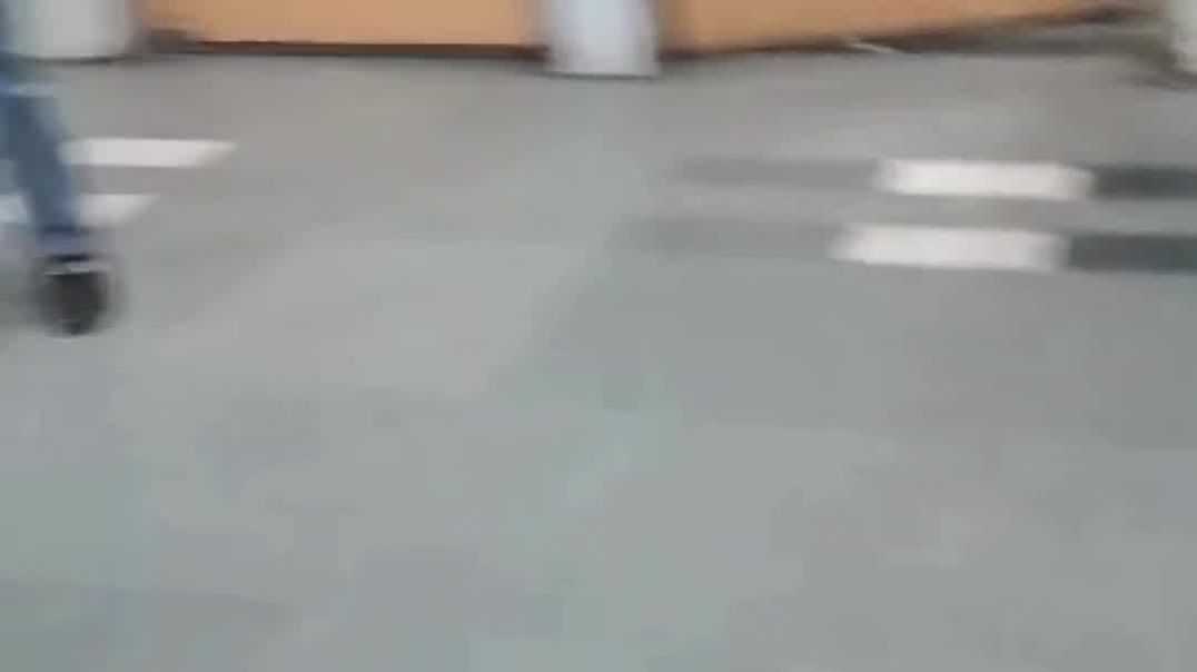 ⁣लोकनायक अस्पताल में मानवता शर्मसार  इलाज के अभाव में तड़पती रही महिला  Delhi News