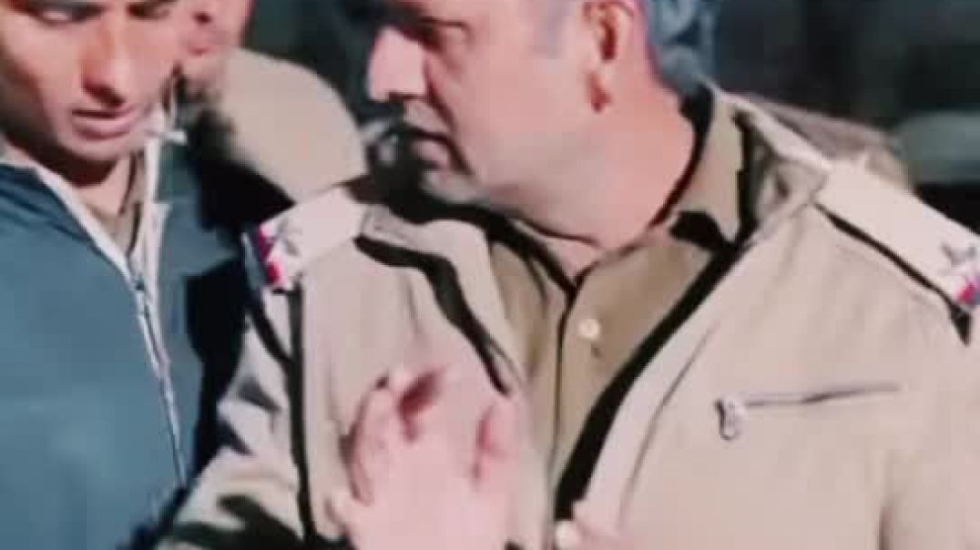 ⁣अकाउंट साफ करने वाले चोरों से सावधान