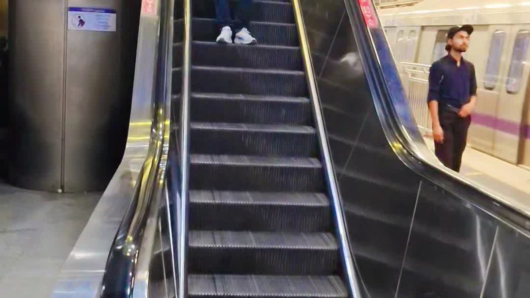 VID_20251121_185802_158