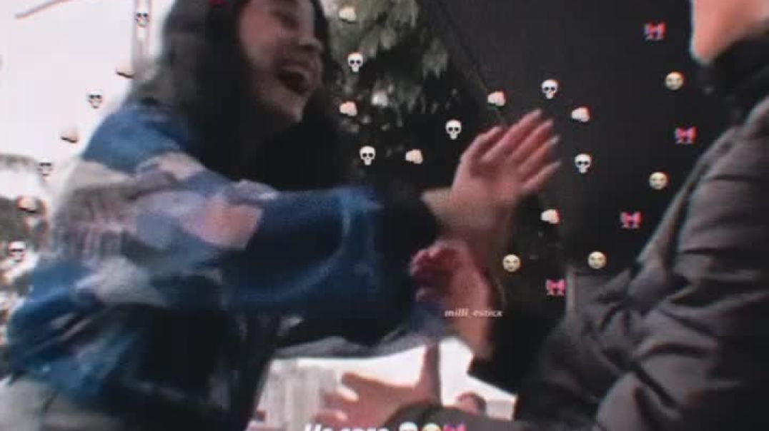 ⁣_zehrihubs 👁️📀____🎂要怎麼不經意的讓另一一半看到這篇文👀 儀式感滿滿🈵🔜蛋糕小熊蠟燭旋轉褸盒🕯️ 嘿_閉(_1