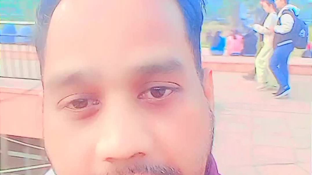 ⁣Earning money from facebook