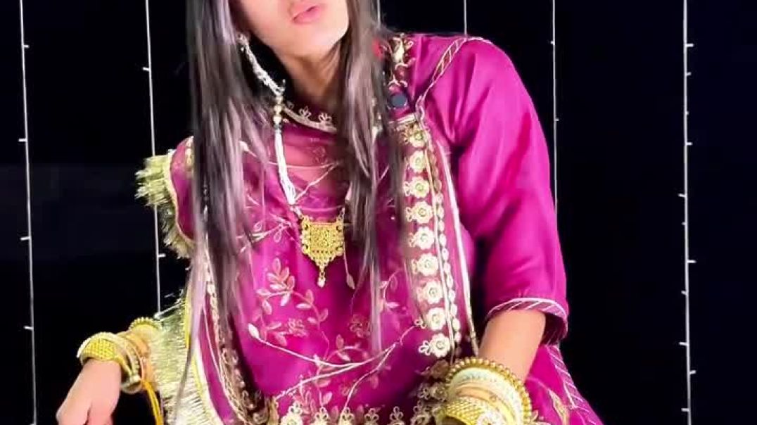 Tag your love 💕😘