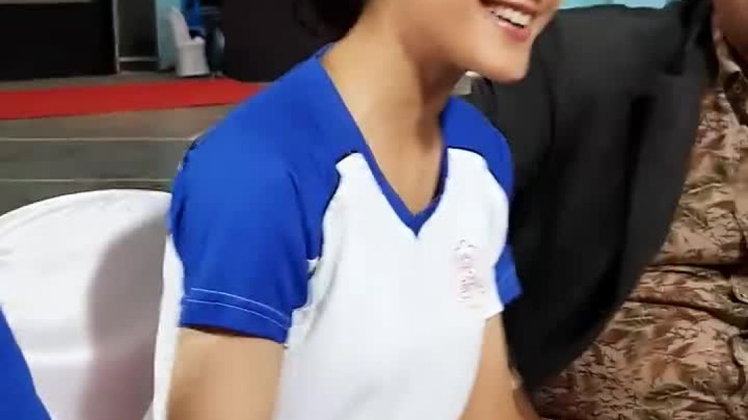 2_Million_views__ek_Duje_Ke_Vaste_2_ki_lead_actress__kanikka_kapur_interview__indian_celebs_talkshow