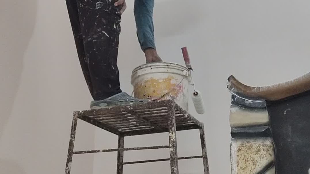 ⁣Asian paint Royal sign ho raha hai