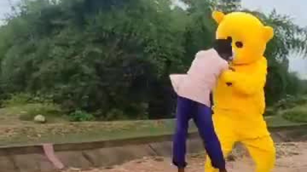 ⁣Teddy🤣🤣#mahafun420_@viralteddyx_#frogdance_#teddy_#funny_#crezyteddy(360p)