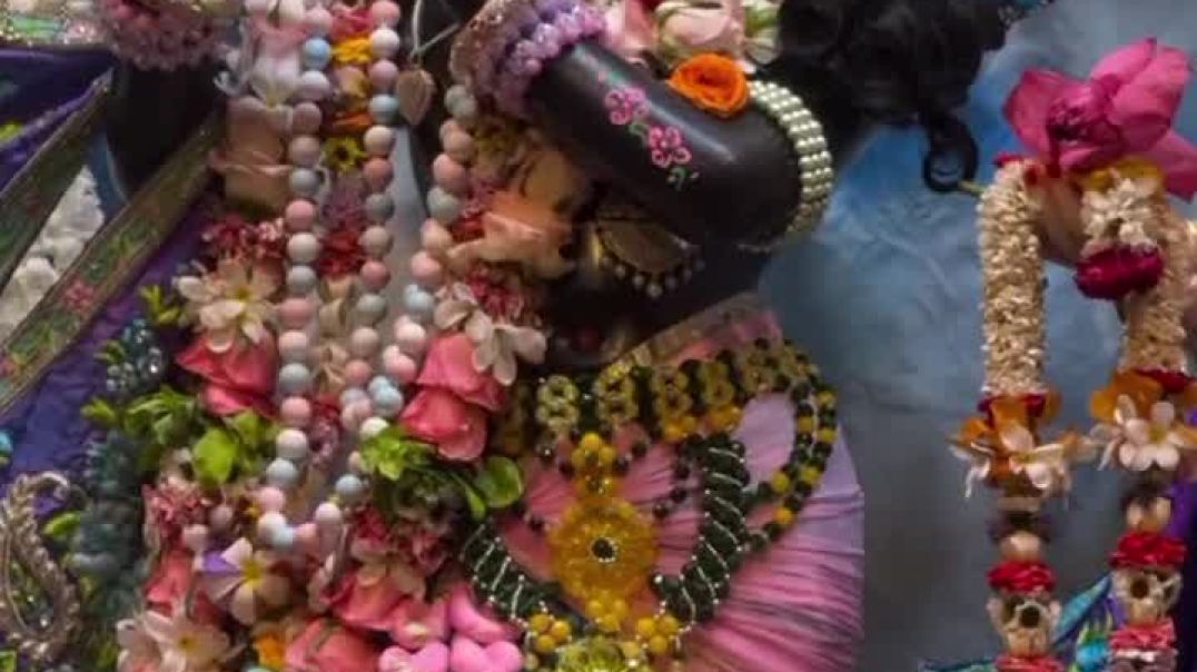 ⁣🌸 Radha Rani Bhajan | Radhe Radhe Bol | Prem Aur Bhakti Ka Sagar🌸 Radhe Radhe 🌸  Is video mein aap s