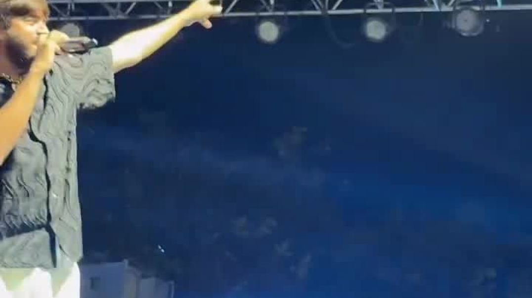 ⁣FOLLOW _team_masoomsharma _masoomsharmaofficial ❤️🫵(MP4)