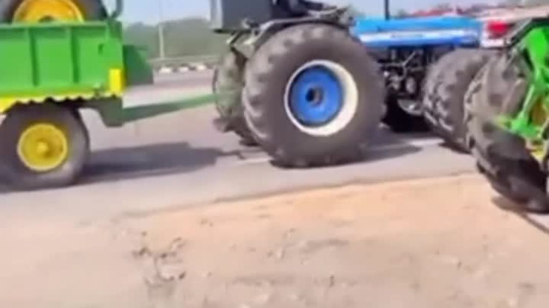 VID_20251213_195656_188