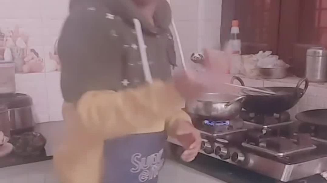 ⁣KHUD KE HAATH KI BANAE MAGGI TASTE KARLE 😊