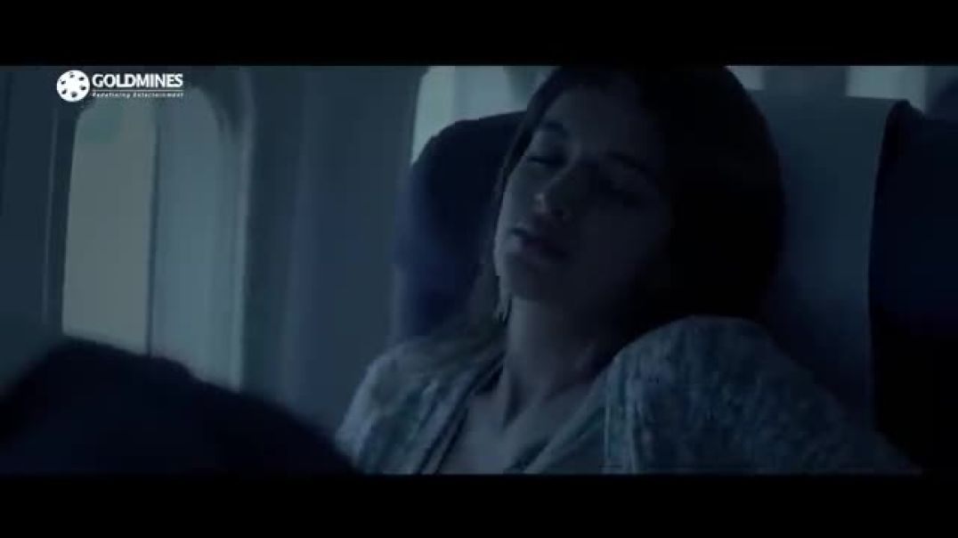 ⁣अखिल अक्किनेनी को Kiss किया इस लड़की ने घरवालों के सामने(360P)