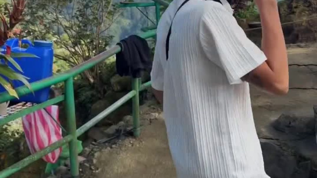 ⁣Comedy video and subscribe 💪 10