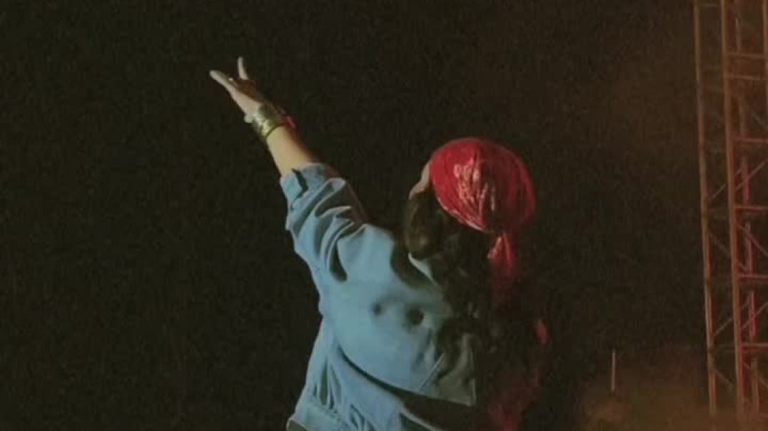 VID_20251203_044917_092