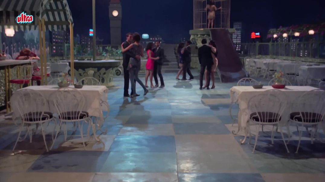 ⁣Piya Tu Ab To Aaja 4K - Asha Bhosle_ R D Burman -(1080P_HD)