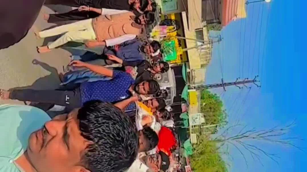 VID_20251206_042150_695