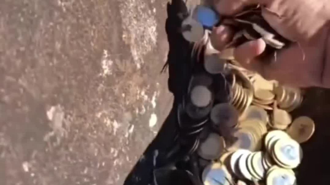 VID_20251212_022606_655