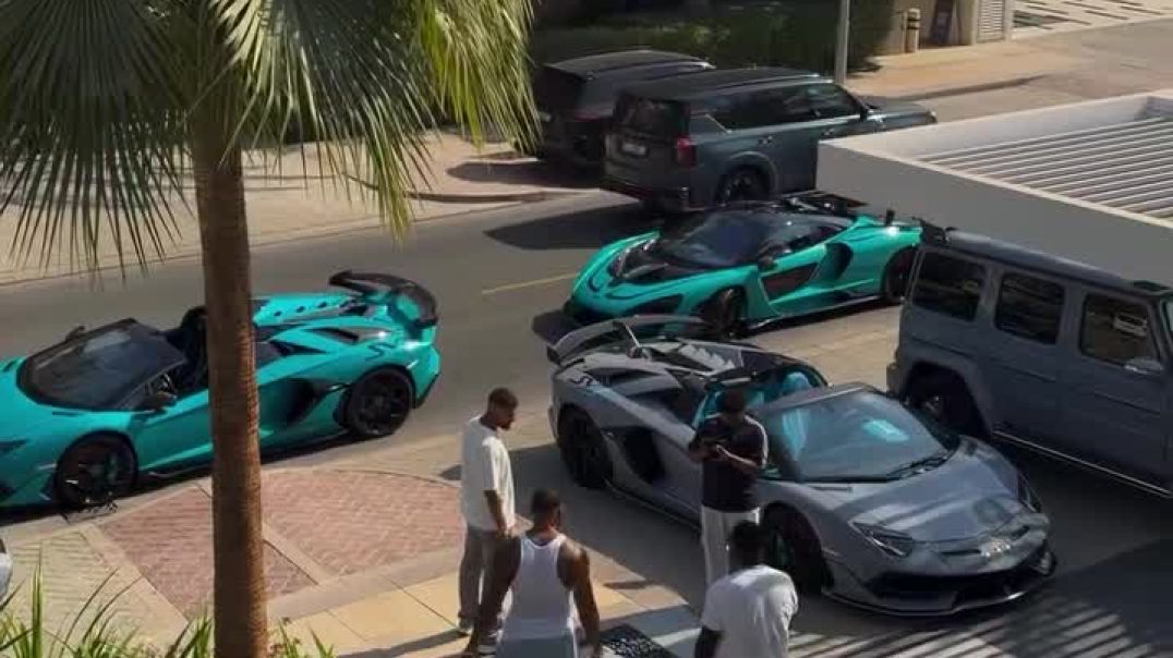 ⁣All SuperCar is here #boom #bluebarry