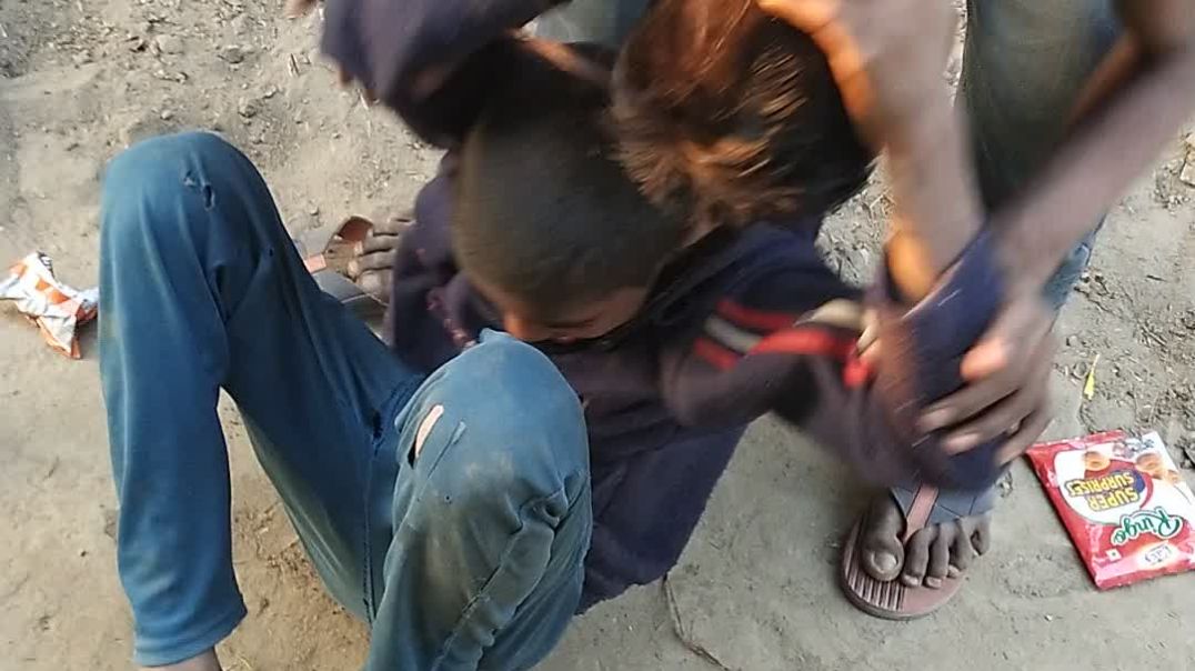 ⁣यूट्यूब वीडियो दिखाना बोले