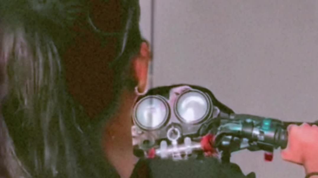 VID_20251120_012134_308