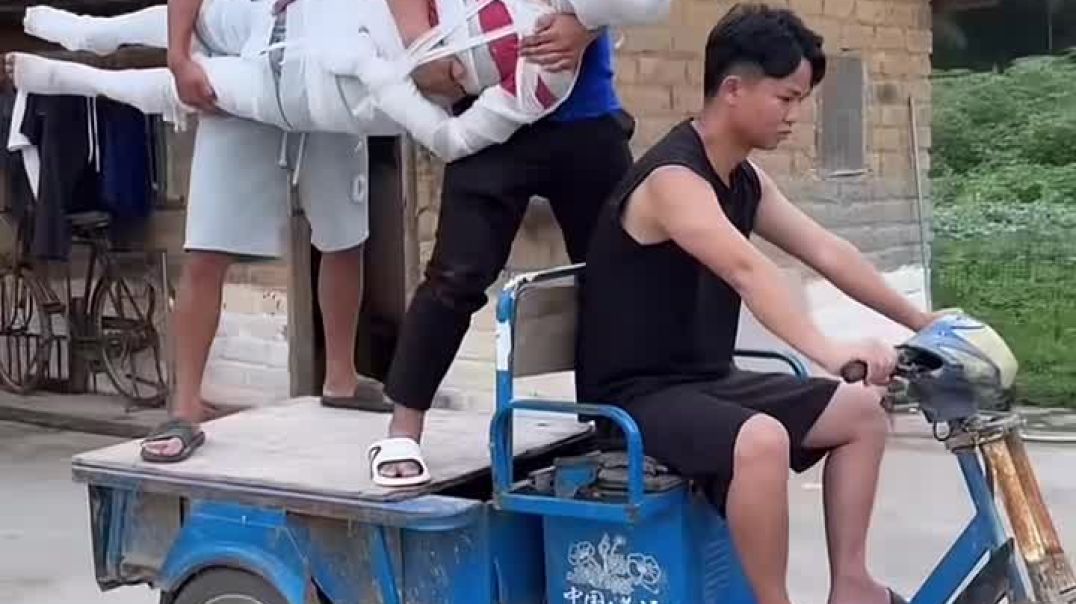 ⁣Top Chinese comedy video 😂 _ cartoon _ champa chameli _ funny comedy  viral video _shorts(720P_HD)