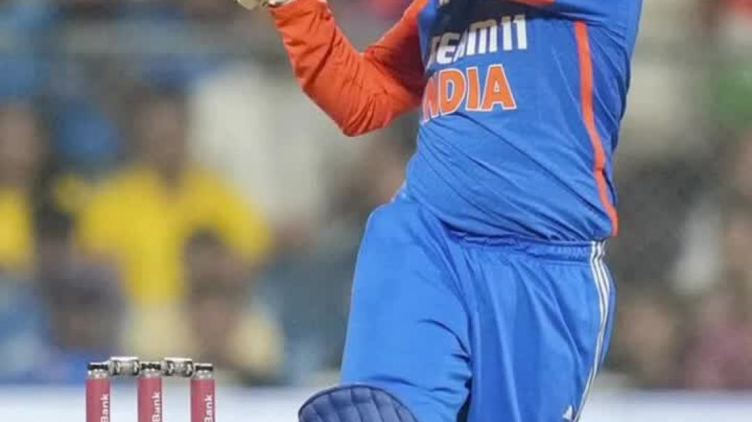 ⁣काव्या मारन ने अभिषेक शर्मा को क्या बोल दिया 😱😱😱😱😱😱😱(720P_60FPS)