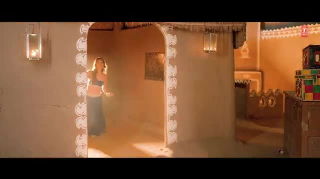 ⁣Choliya_Ke_Rassi_चोलिया_के_रस्सी____Latest_Bhojpuri_Song_2025___Arvind_Akela_Kallu___T-Series(360p)