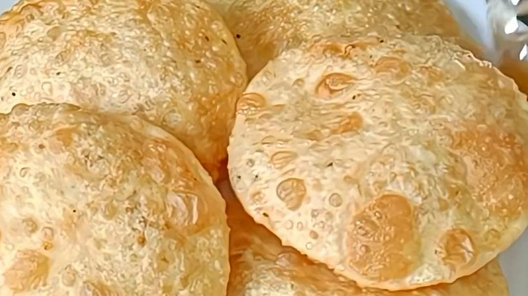 ⁣Chana daal ki Bahut hi swadisht puri😋😍👍