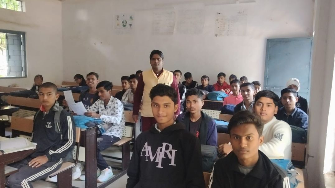 ⁣विद्यालय में बच्चों द्वारा बहुत ही अच्छा गायन 🤞🤞