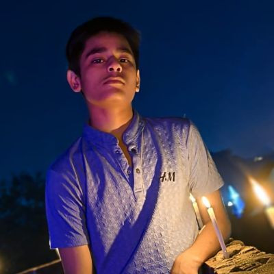 105859903655140242396