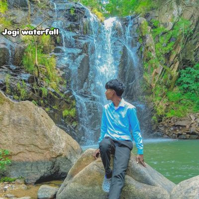 103678486587103126190