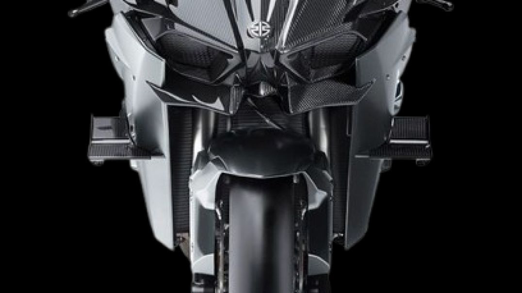 Zx10r VS Hayabusa😱😱😱