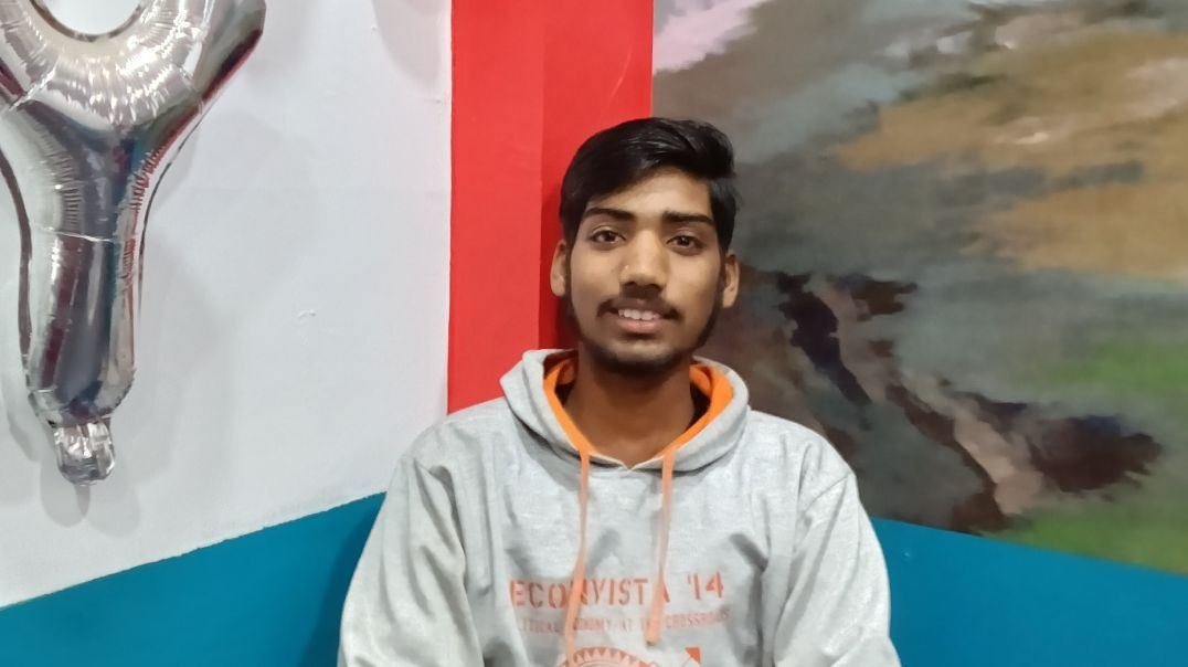 Raja_toh_fas_gaya_😄😜_