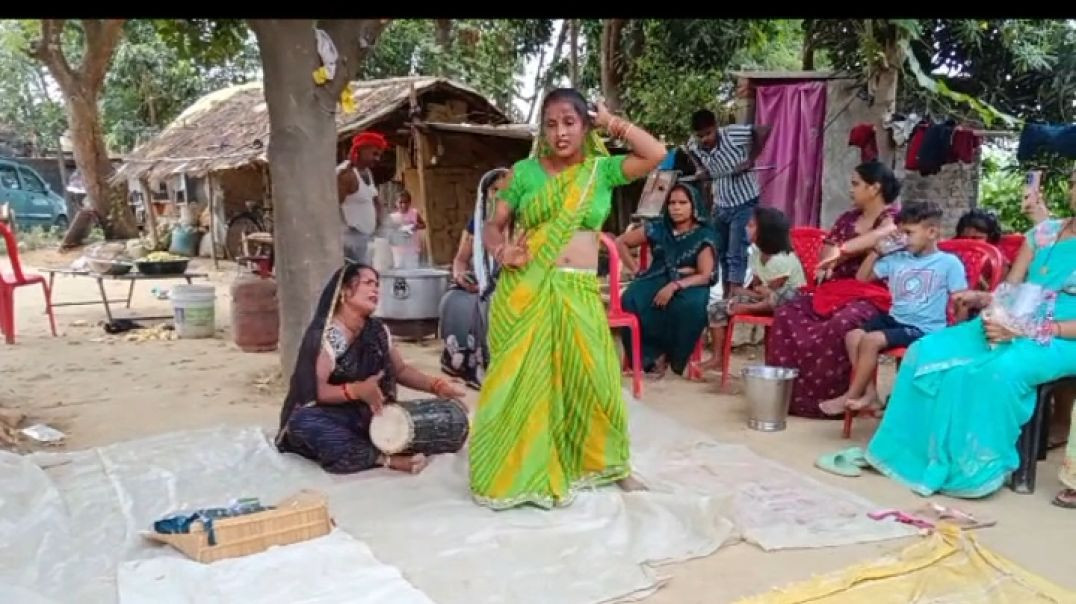 ⁣Bhabhi ka dance sexy