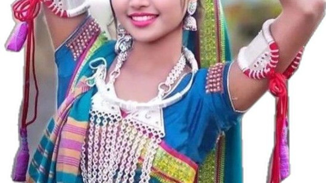 ⁣Adivasi girls dance