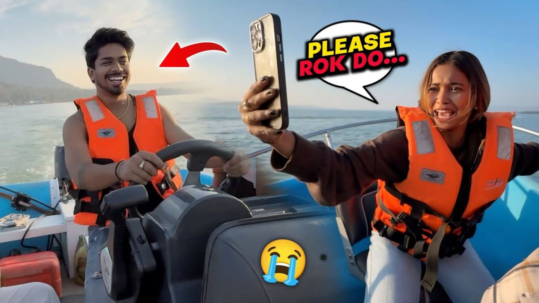 ⁣Mukul Ne Chalaya Boat 😳🛥️ | Sona Girte Girte Bachi 😭