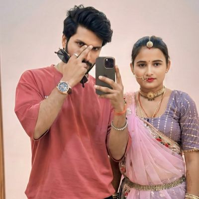 116520471644023366348 