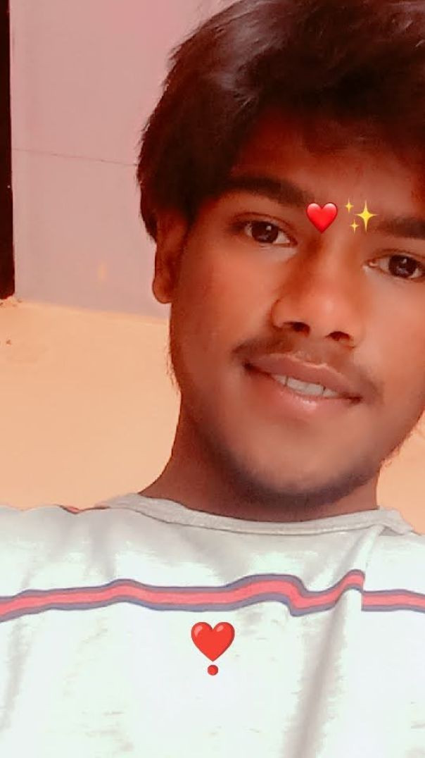 “वक़्त बदल गया…पर दिल नहीं” या “8th Class से BA Final तक…मोहब्बत वही”