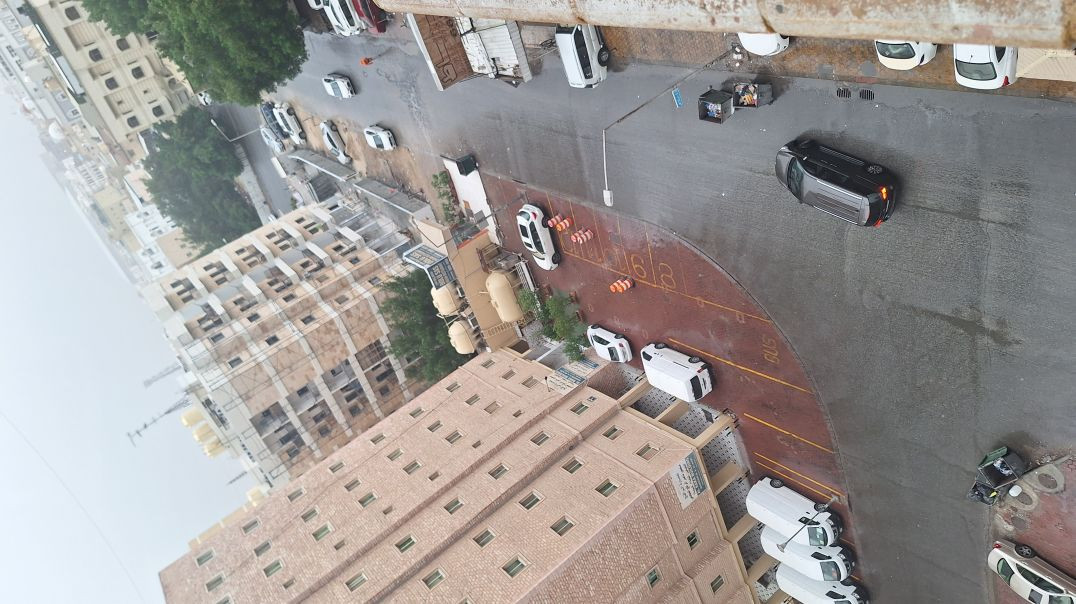 ⁣Kuwait rain