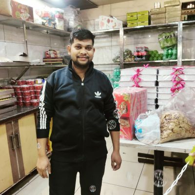 110390169794896347166 