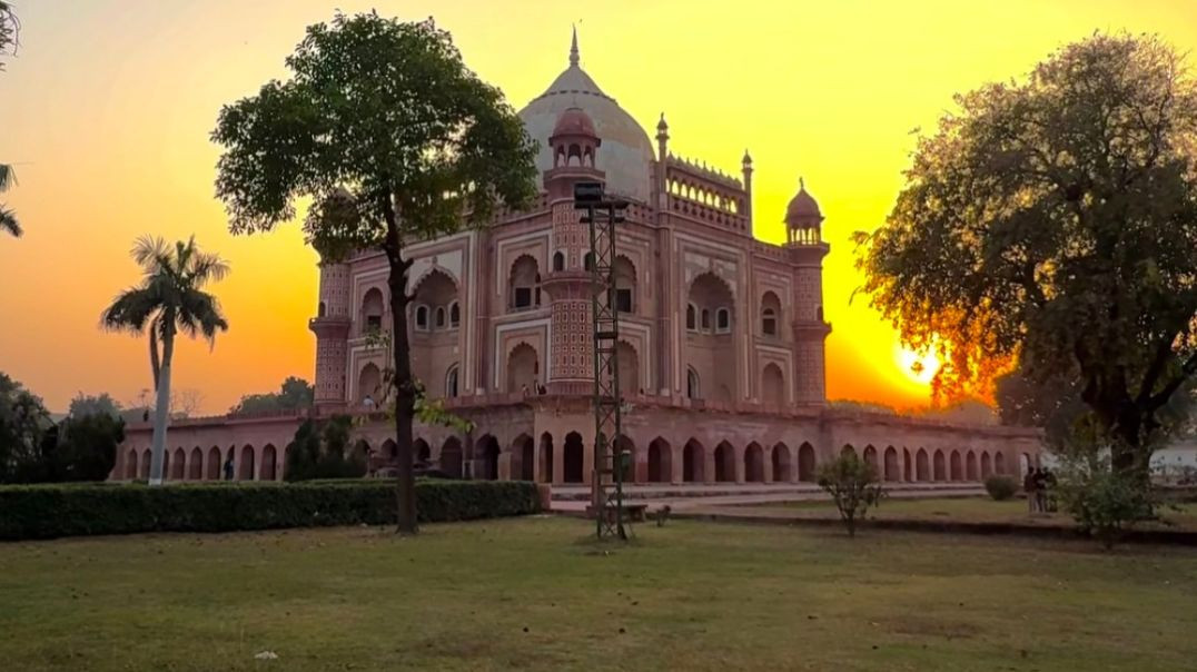 ⁣Germany metro mein viral Indian boy love story♥️🏝️🌻✌️