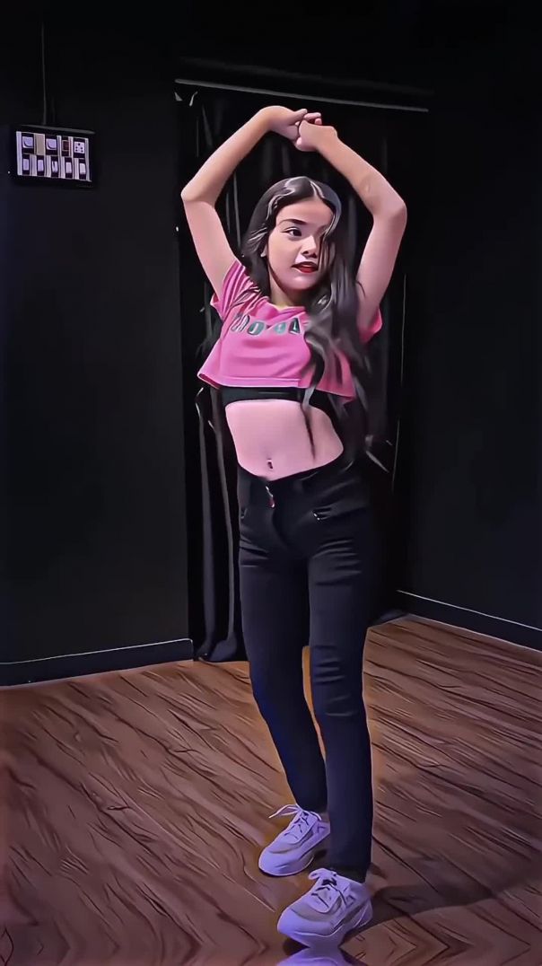 MERI_🎀 Mummy_nu_pasand song ✨🩷 alighmosion editing video #xmlprese #dance #edit #alightmotion #love_1080p