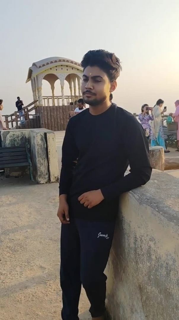 #shorts #viralvideo #vivekkumar0267 #trendingvideo #newsong #pawansahu777 #damruwalebaba #harshnaath